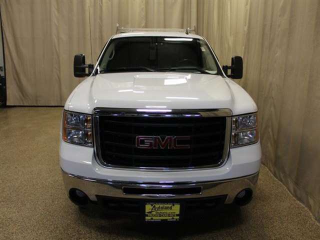 GMC Sierra 2500HD 2010 photo 3